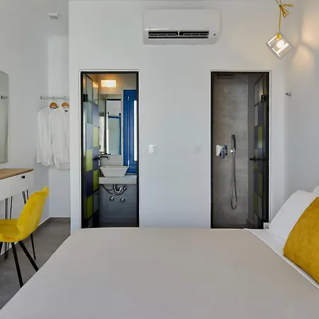 Apartment Greek Thadeos Fira (Santorini)