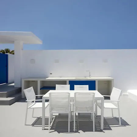 Greek Thadeos Apartment *